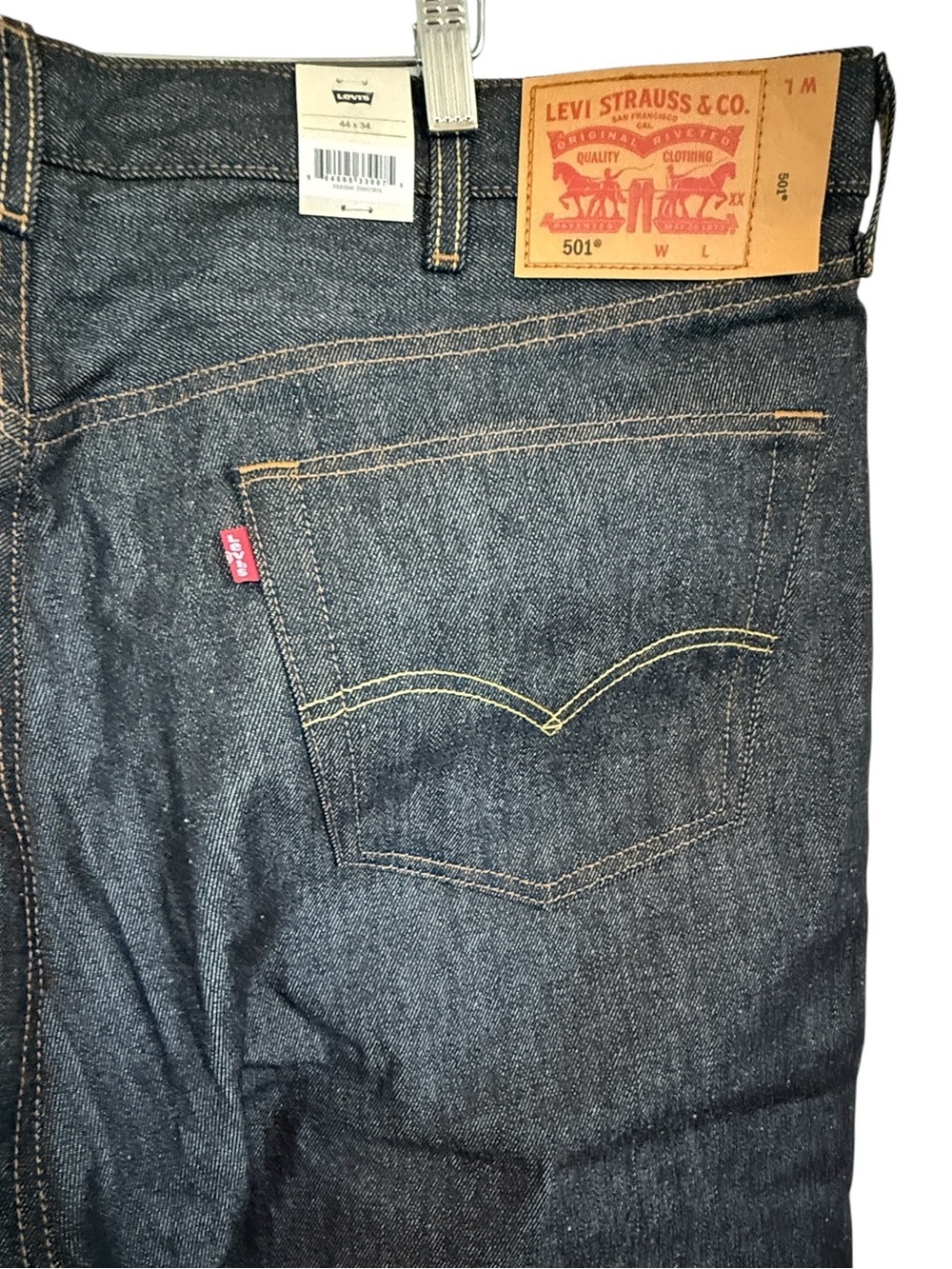 Levi’s NWT 501 Original Fit Jeans 44x34 Dark Wash Indigo Button Fly Straight Leg - Picture 6 of 12